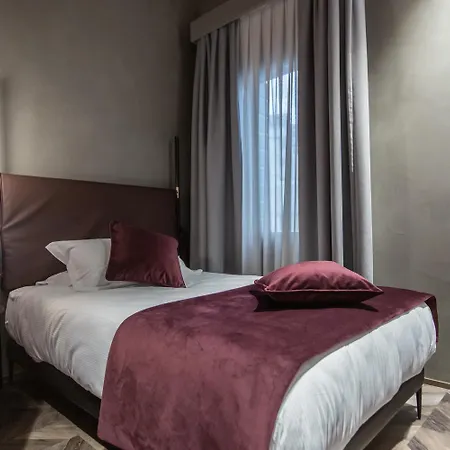 Del 48 Hotel 3*