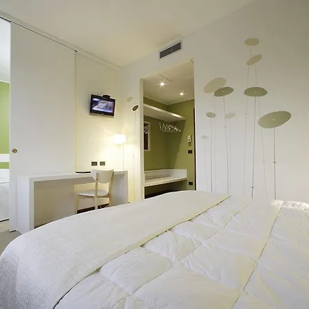 Hotel Del 48 3*