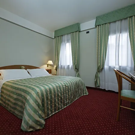 Hotel Del 48