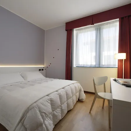 Del 48 Отель Сан-Дона-ди-Пьяве