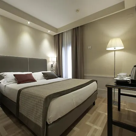 Del 48 Hotel